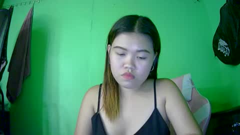 Snapshot of prettymae756493 chatting on June 17, 2026, 2:18 pm prettymae756493 online show from June 17, 2026, 2:18 pm