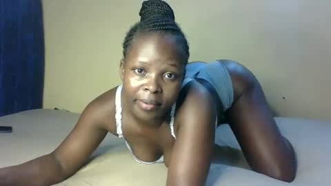 Melly online show from October 26, 2025, 6:14 pm