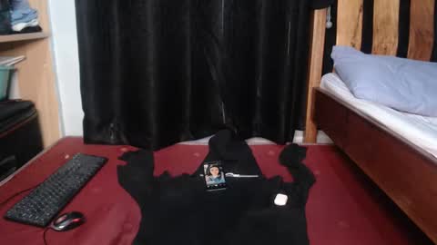 lovedine online show from December 8, 2024, 8:51 am