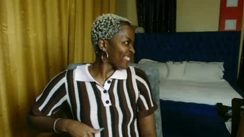 Snapshot of prettyquee chatting on June 17, 2026, 7:04 pm sasha online show from June 17, 2026, 7:04 pm