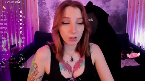 Mila -NONUDE MODEL online show from February 3, 2025, 4:31 pm