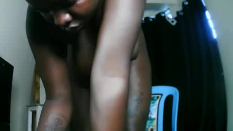 prettyreen online show from February 2, 2026, 4:44 am