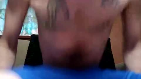 prettysolidd7 online show from February 7, 2025, 12:28 pm