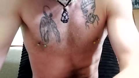 prettysolidd7 online show from February 9, 2025, 3:01 pm