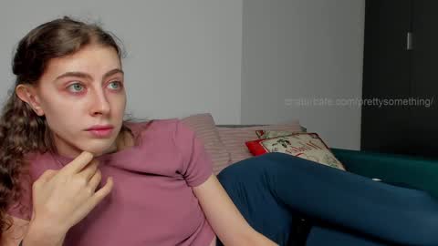 Snapshot of prettysomething chatting on January 31, 2025, 3:33 pm Sophie next stream will be at Monday i will wait you guys online show from January 31, 2025, 3:33 pm