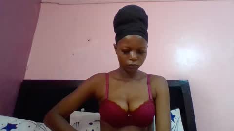 Snapshot of prettywendy21 chatting on March 18, 2026, 6:49 am prettywendy21 online show from March 18, 2026, 6:49 am