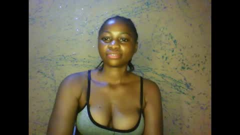 Snapshot of prettyxxpac chatting on February 13, 2026, 3:08 pm prettyxxpac online show from February 13, 2026, 3:08 pm