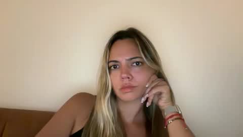 prettyyykittyyy22 online show from November 18, 2025, 5:12 am