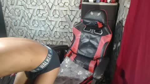 primohunterz online show from November 12, 2025, 9:32 am