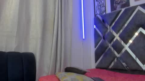Snapshot of prince_arthur77 chatting on January 4, 2025, 3:49 pm prince_arthur77 online show from January 4, 2025, 3:49 pm