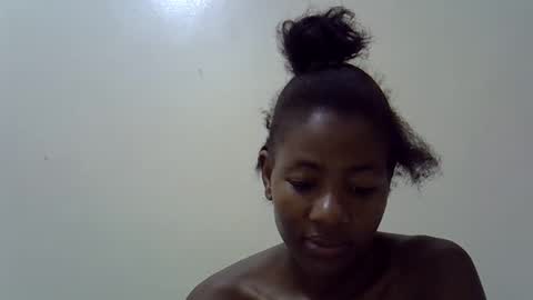 Snapshot of princess_0 chatting on April 1, 2026, 2:45 am Princess online show from April 1, 2026, 2:45 am