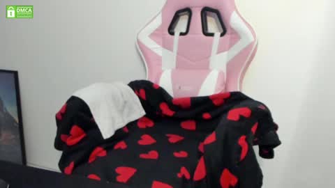 Snapshot of princesse_katey chatting on February 6, 2025, 4:47 pm miss me check out my YT   online show from February 6, 2025, 4:47 pm