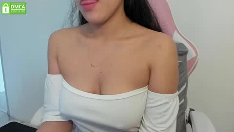 Snapshot of princesse_katey chatting on March 10, 2025, 1:21 pm miss me check out my YT   online show from March 10, 2025, 1:21 pm