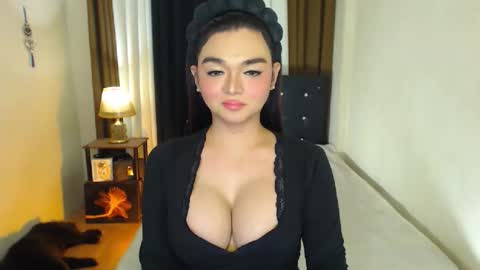 Snapshot of princesshugecumontop chatting on June 1, 2026, 1:29 am PrincessDONT FORGET TO FOLLOW ME online show from June 1, 2026, 1:29 am