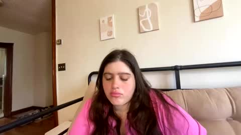 princessviccxo online show from April 14, 2026, 6:58 pm
