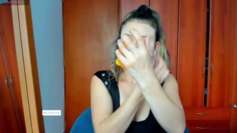 Snapshot of princessmariana25 chatting on March 30, 2026, 8:10 pm princessmariana25 online show from March 30, 2026, 8:10 pm