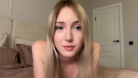 Snapshot of princessmood chatting on July 12, 2026, 4:42 pm Kate online show from July 12, 2026, 4:42 pm