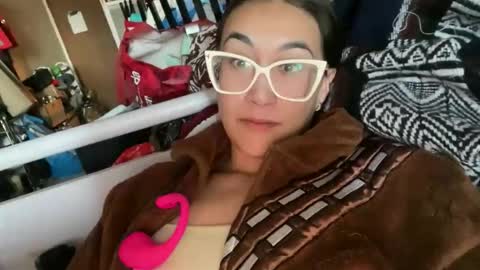 princessoftenis44 online show from November 4, 2025, 9:58 pm