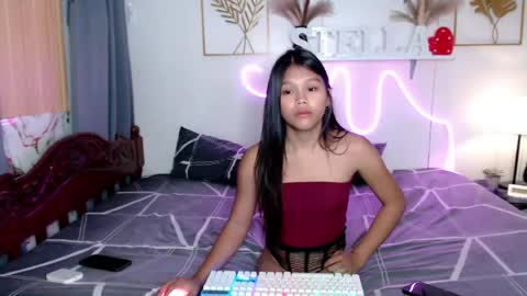Snapshot of princessrynn chatting on April 17, 2026, 11:35 am princessrynn online show from April 17, 2026, 11:35 am