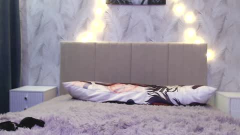 Snapshot of princessshy___ chatting on December 19, 2024, 6:34 pm 18 y.o online show from December 19, 2024, 6:34 pm