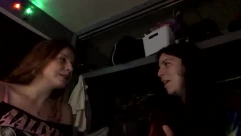 princesssnowflk84 online show from April 20, 2026, 3:09 am