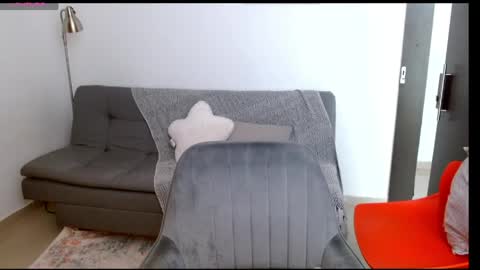 Marcela online show from April 13, 2026, 6:57 pm