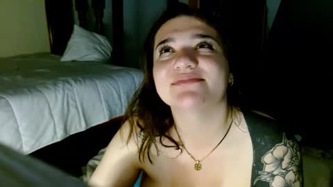 Snapshot of prismm_ chatting on November 8, 2025, 5:40 am prismm_ online show from November 8, 2025, 5:40 am