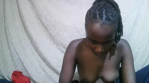 Snapshot of pritty_amber chatting on January 13, 2026, 5:07 pm pritty_amber online show from January 13, 2026, 5:07 pm