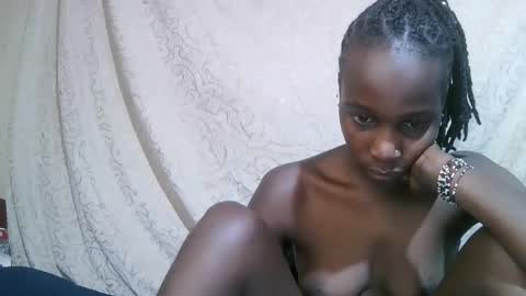 Snapshot of pritty_amber chatting on January 14, 2026, 5:35 am pritty_amber online show from January 14, 2026, 5:35 am