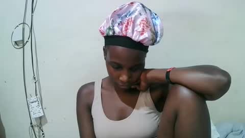 Snapshot of pritty_amber chatting on April 21, 2026, 2:51 am pritty_amber online show from April 21, 2026, 2:51 am