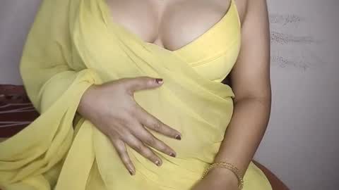 Snapshot of priyu_ chatting on November 9, 2025, 4:49 pm priyu_ online show from November 9, 2025, 4:49 pm