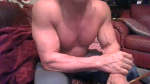 Snapshot of probody chatting on April 25, 2026, 8:28 pm MUSCLEGOD online show from April 25, 2026, 8:28 pm