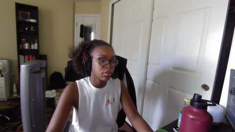 Snapshot of productivepussy chatting on September 12, 2025, 2:17 pm ProductivePorn online show from September 12, 2025, 2:17 pm