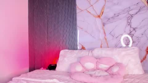 Snapshot of profanared chatting on February 19, 2026, 3:19 pm Profana Red online show from February 19, 2026, 3:19 pm