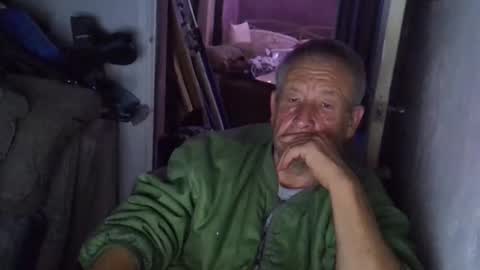 projectorepson online show from October 8, 2025, 7:00 pm