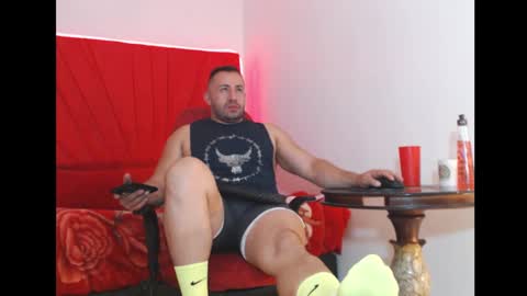 prometeo353293 online show from March 1, 2025, 9:48 pm