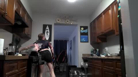 Properfuct online show from April 5, 2026, 12:30 am