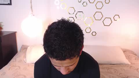 Adris  Juan online show from October 10, 2025, 2:21 am