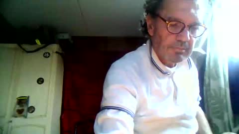 Snapshot of prozor6162 chatting on December 4, 2024, 10:02 am Prozor6162 online show from December 4, 2024, 10:02 am