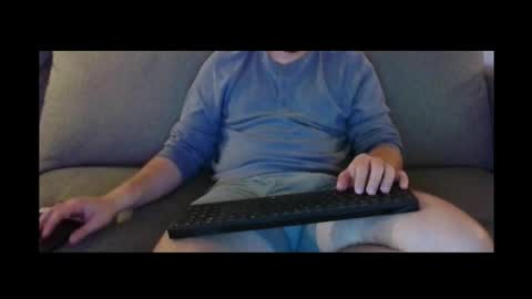 Snapshot of psmitty012 chatting on April 18, 2026, 5:11 am Peter online show from April 18, 2026, 5:11 am