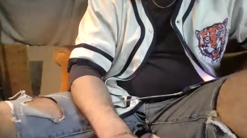 pspee313 online show from April 5, 2026, 2:20 am