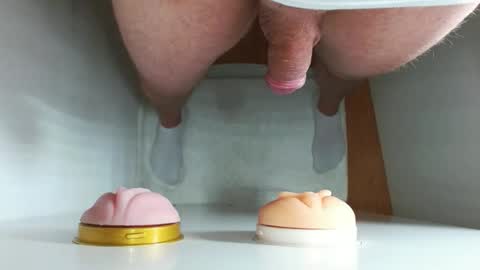 PuDe90 online show from November 21, 2025, 7:18 am