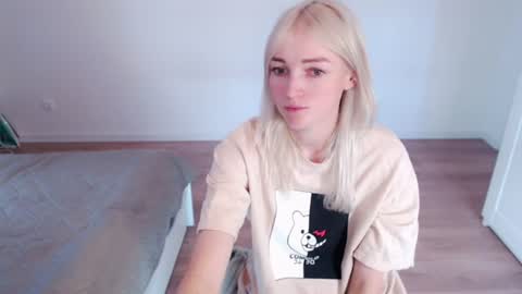Polly online show from August 5, 2026, 6:38 am
