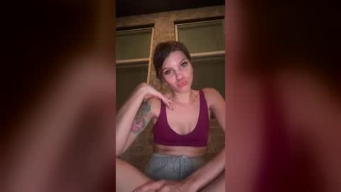 Snapshot of punchdrunk1717 chatting on July 15, 2026, 5:12 am punchdrunk1717 online show from July 15, 2026, 5:12 am