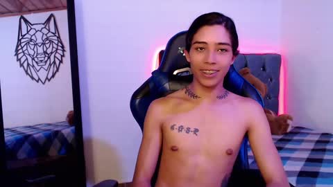 Snapshot of pupi_wolf chatting on March 4, 2025, 6:29 pm Cris online show from March 4, 2025, 6:29 pm