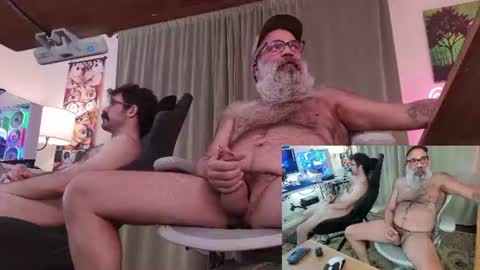 Pup And Papa bear online show from July 8, 2026, 2:05 am