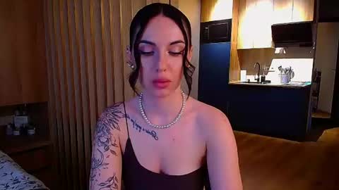 Julia online show from June 20, 2026, 2:20 pm