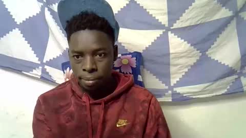 Pureblack  online show from October 26, 2025, 3:12 am