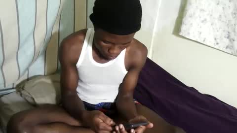 Snapshot of pureblack_ chatting on March 10, 2026, 10:48 pm Pureblack online show from March 10, 2026, 10:48 pm