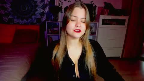 Miss Hanna online show from December 4, 2025, 2:15 pm